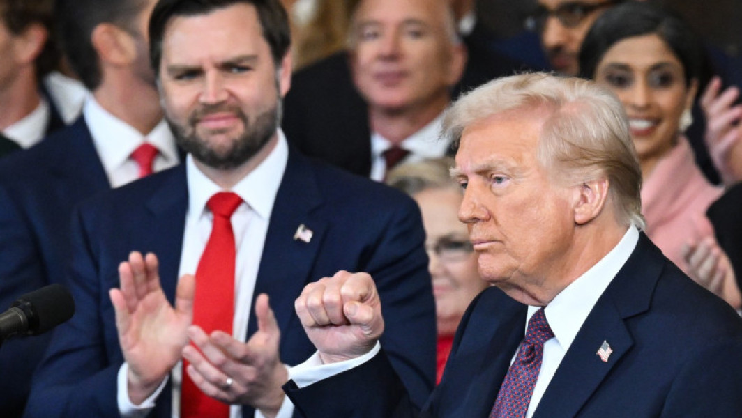 J.D. Vance susține strategia de negociere a lui Donald Trump pentru Ucraina