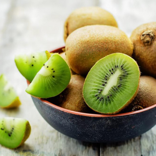 Kiwi, fructul care poate ajuta la combaterea cancerului, conform experților de la Harvard