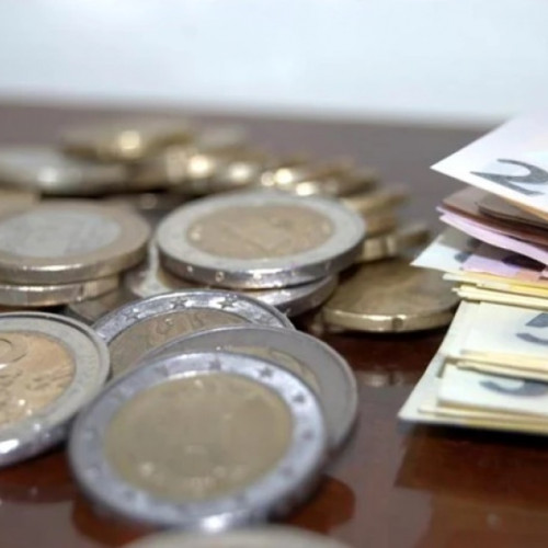 Tendința cursului euro se stabilizează înainte de ședința BNR