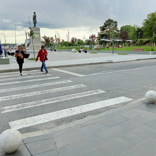 Probleme de accesibilitate la noul parc &quot;I.C. Brătianu&quot; din Galați