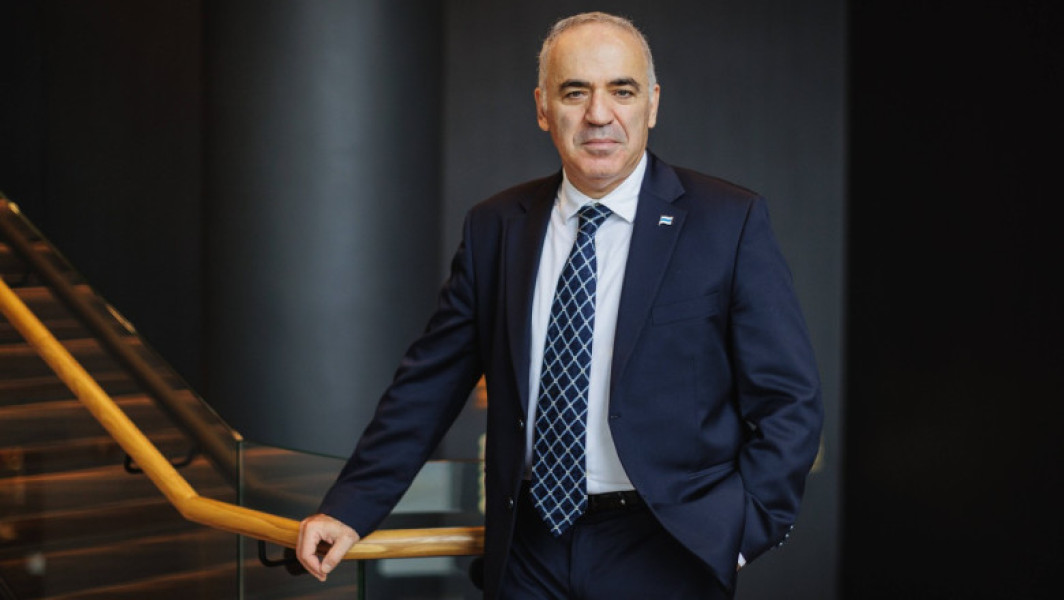Garry Kasparov analizează lecțiile politice din România