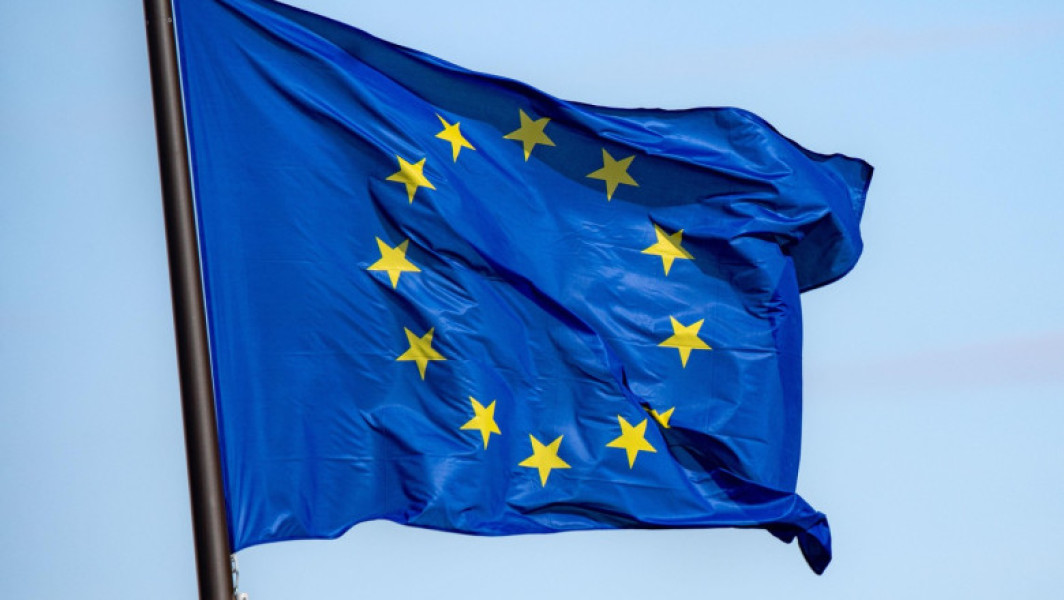 Cetățenii UE sprijină măsurile împotriva Rusiei conform sondajului Eurobarometru