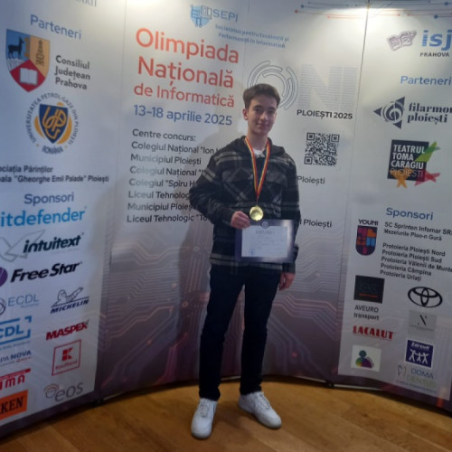 Elev din Galați va reprezenta România la competițiile internaționale de informatică în 2025