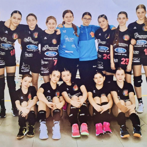 handbalistele mici ale galatului luptă pentru un loc pe podium la campionatul național