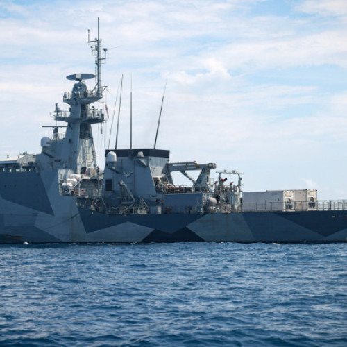 China contestă tranzitul navei HMS Spey prin Strâmtoarea Taiwan, descriindu-l drept o "provocare intenționată" care amenință pacea și stabilitatea din regiune. Armata chineză a avertizat că va răspunde ferm oricărei amenințări, în timp ce Marea Britanie a declarat că patrula a fost planificată de mult timp și respectă dreptul internațional, notează digi24.ro.
