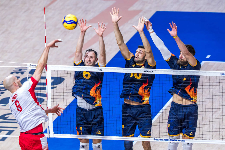 Înfrângere în fața campionilor mondiali la volei masculin Scris de Gheorghe Arsenie Duminică, 14 Septembrie 2025 14:40