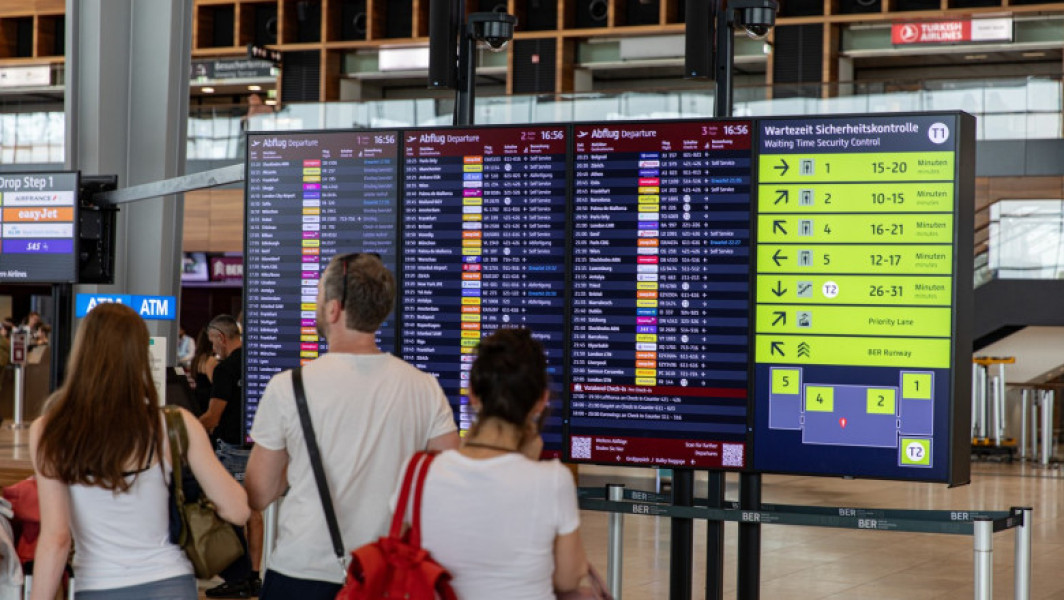 Atac informatic afectează serviciile de check-in la aeroporturile din Berlin și Bruxelles