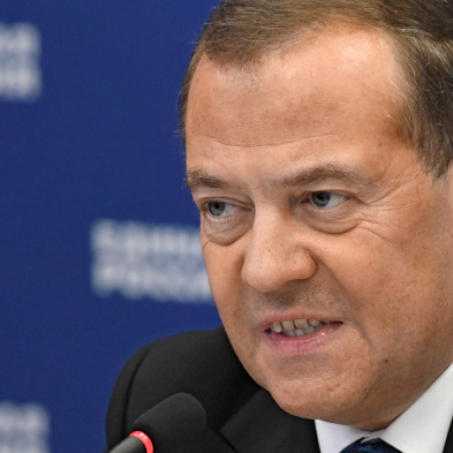 Medvedev amenință cu arma nucleară după declarațiile lui Zelenski despre atacul asupra Kremlinului