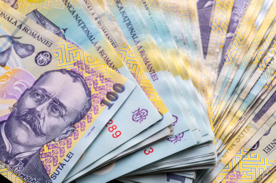 Euro se apropie de maximele post alegeri, în condiții economice incerte
