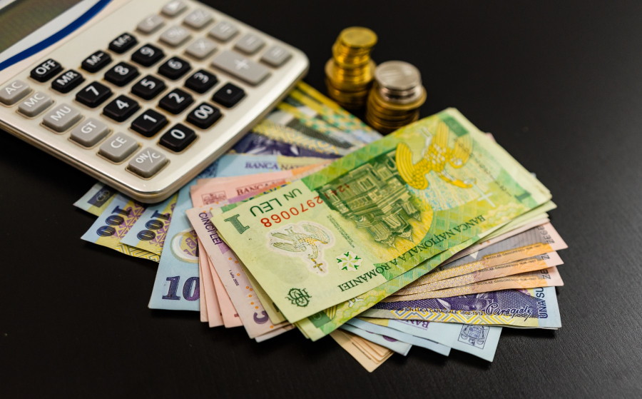 Salariații de noapte pot alege între spor de 25% sau reducerea programului fără scădere de salariu