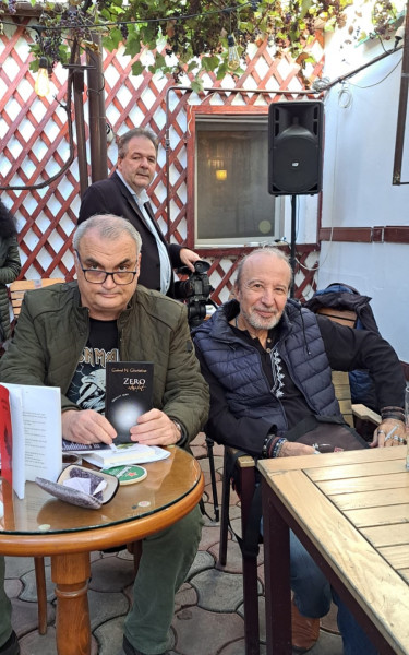 Gabriel Gherbăluță și prietenii lansează trei volume de poezie bilingvă