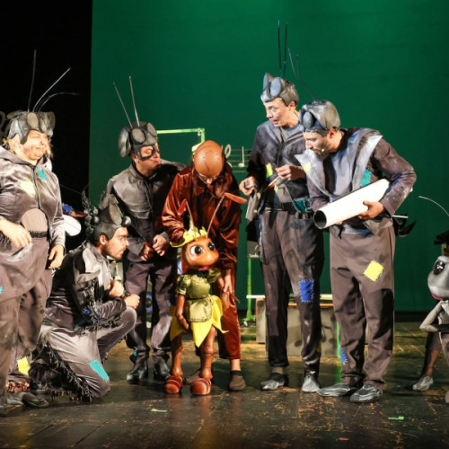 Teatrul Gulliver pregătește spectacole pentru toate vârstele în luna noiembrie