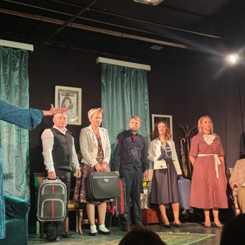 Premiera trupei din Joben pune în scenă un text istoric adaptat de Isabela Oancea