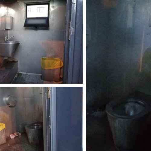 Toaletele publice din Galați, racordate la utilități, rămân insalubre după șase ani